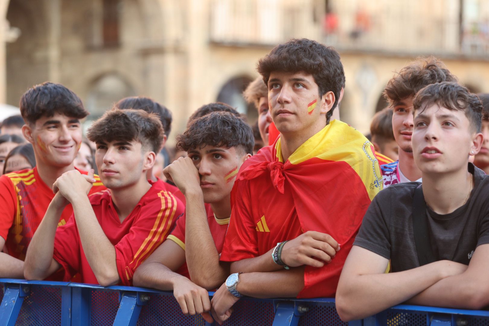 La Plaza Mayor espera la victoria de La Roja