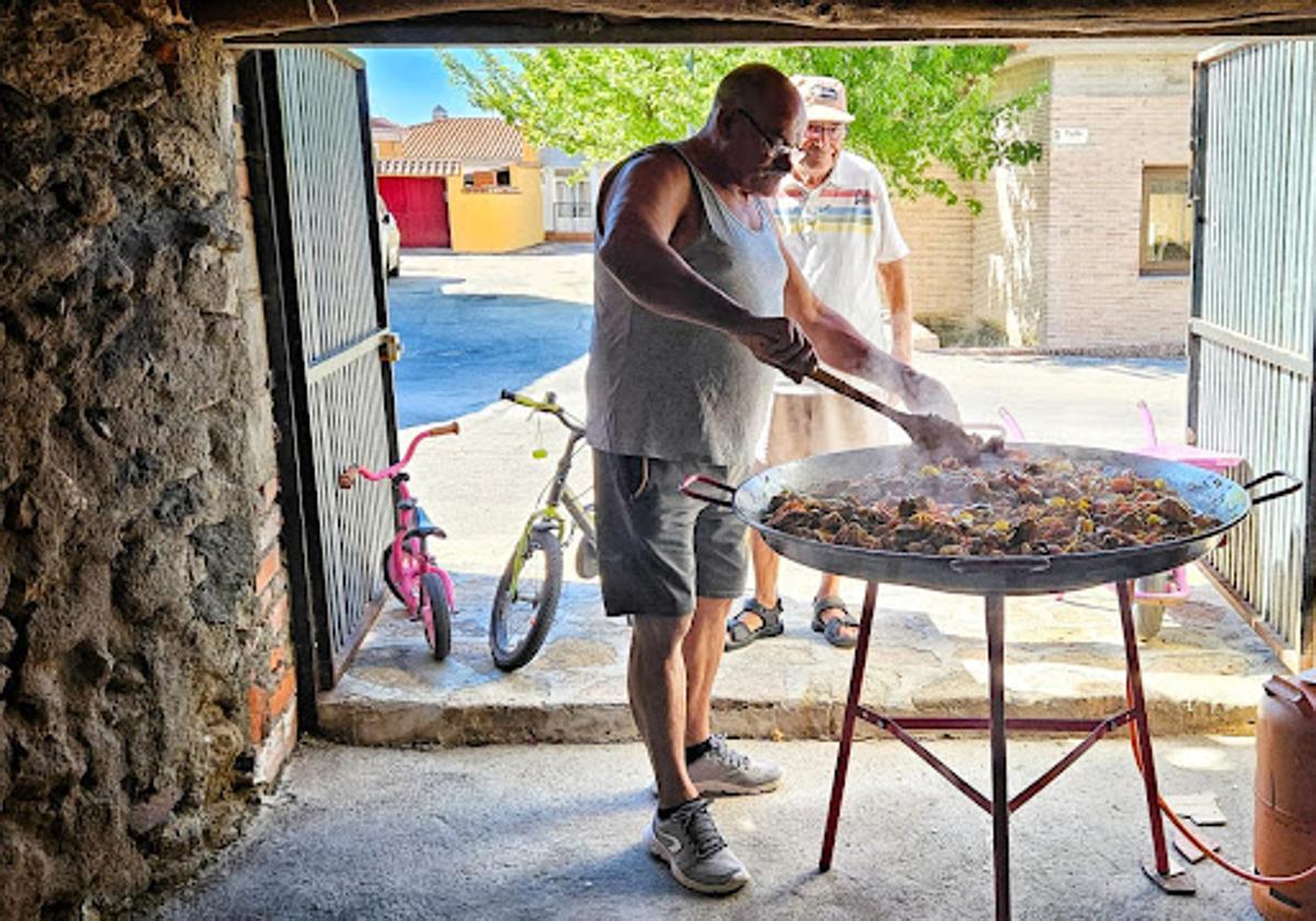 Imagen principal - Varias de las actividades realizadas en el municipio
