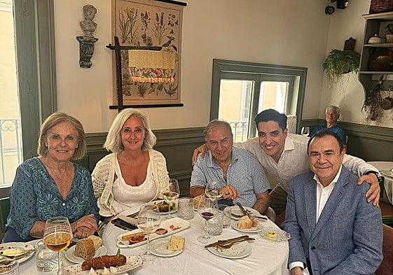 Foto del momento del encuentro