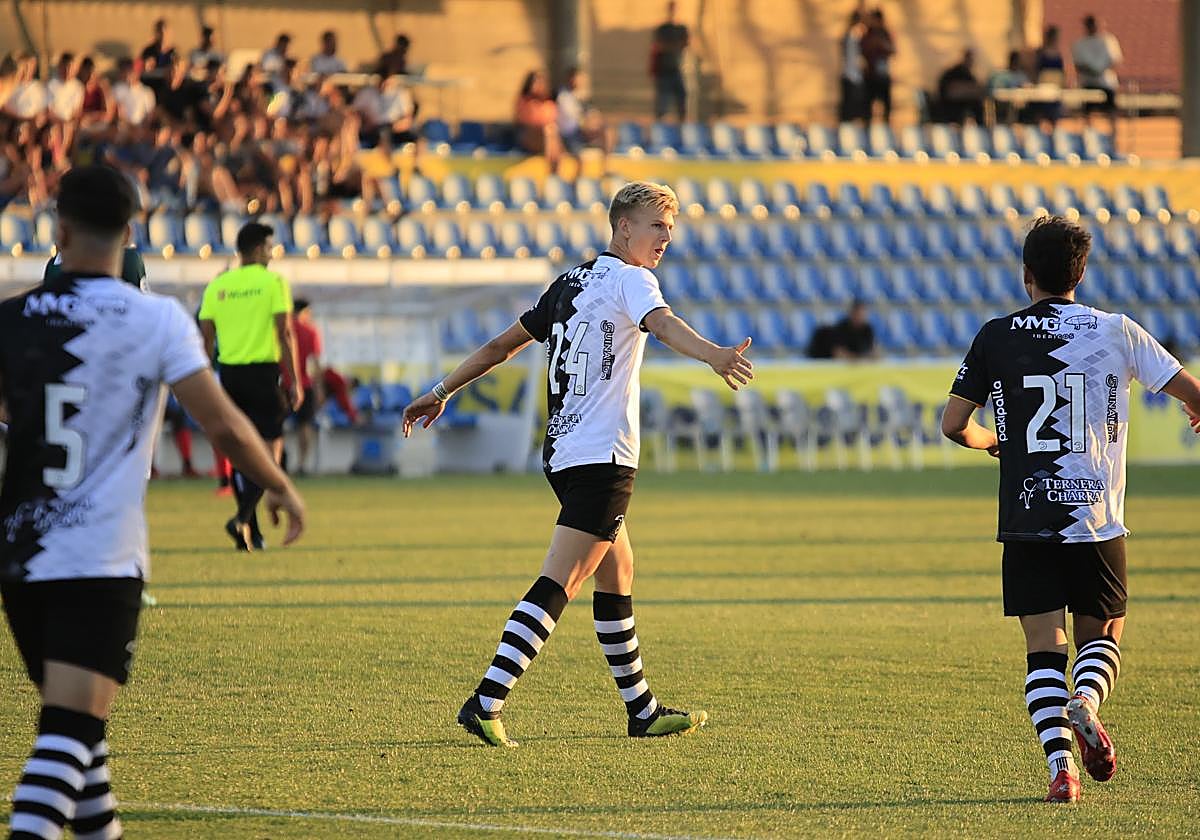Unionistas se estrena en el Reina Sofía con victoria ante el Zamora