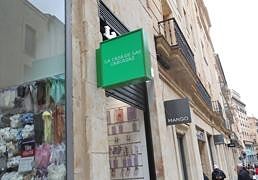 La guía definitiva para entender la ordenanza de rótulos de Salamanca: escabechina a la vista