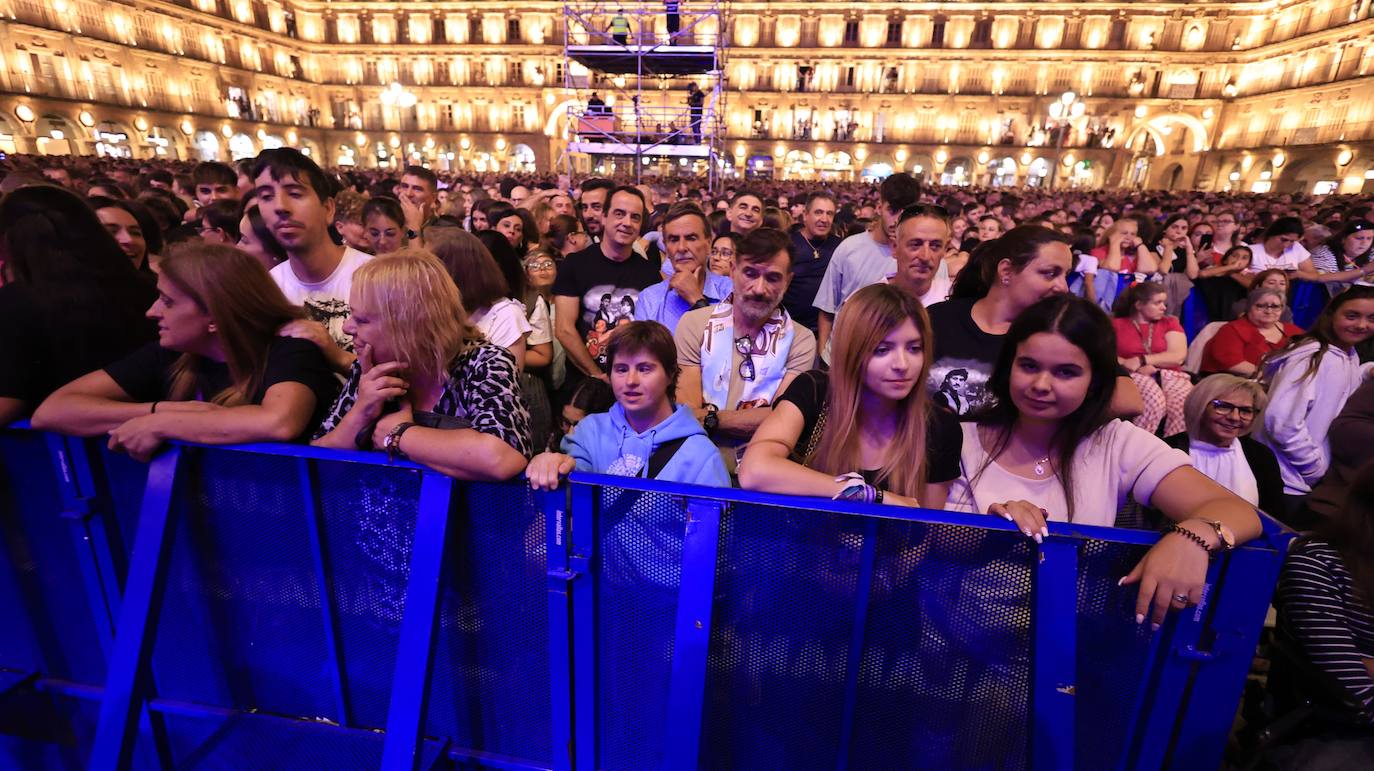 El multitudinario concierto de Camela en Salamanca, en imagenes