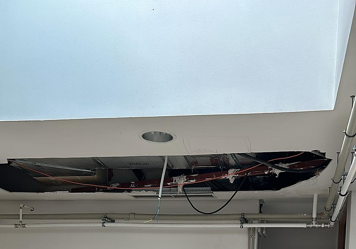 Imagen principal - Denuncian las «condiciones inhumanas» de trabajo en el Centro de Salud de Garrido