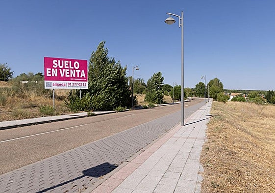 Suelo propiedad de Sareb a la venta.