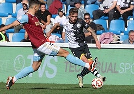 Una acción de uno de los duelos en casa de Unionistas.