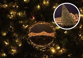 La Plaza Mayor, reflejada sobre una de las bolas de adorno del gran árbol navideño.