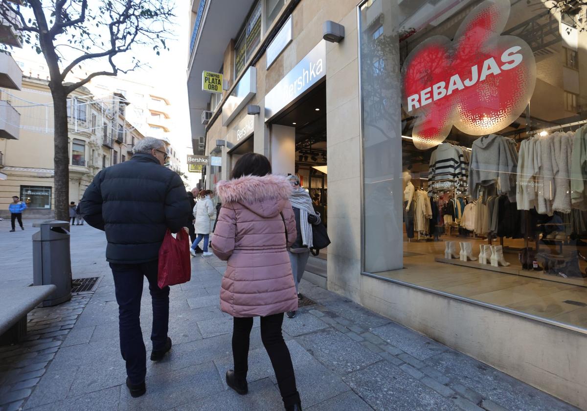 Las rebajas, un momento adecuado para ampliar las contrataciones.