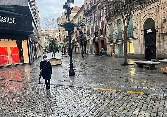 Calle Toro esta mañana de domingo en Salamanca.