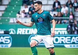 Chuca jugando en el Racing de Ferrol.