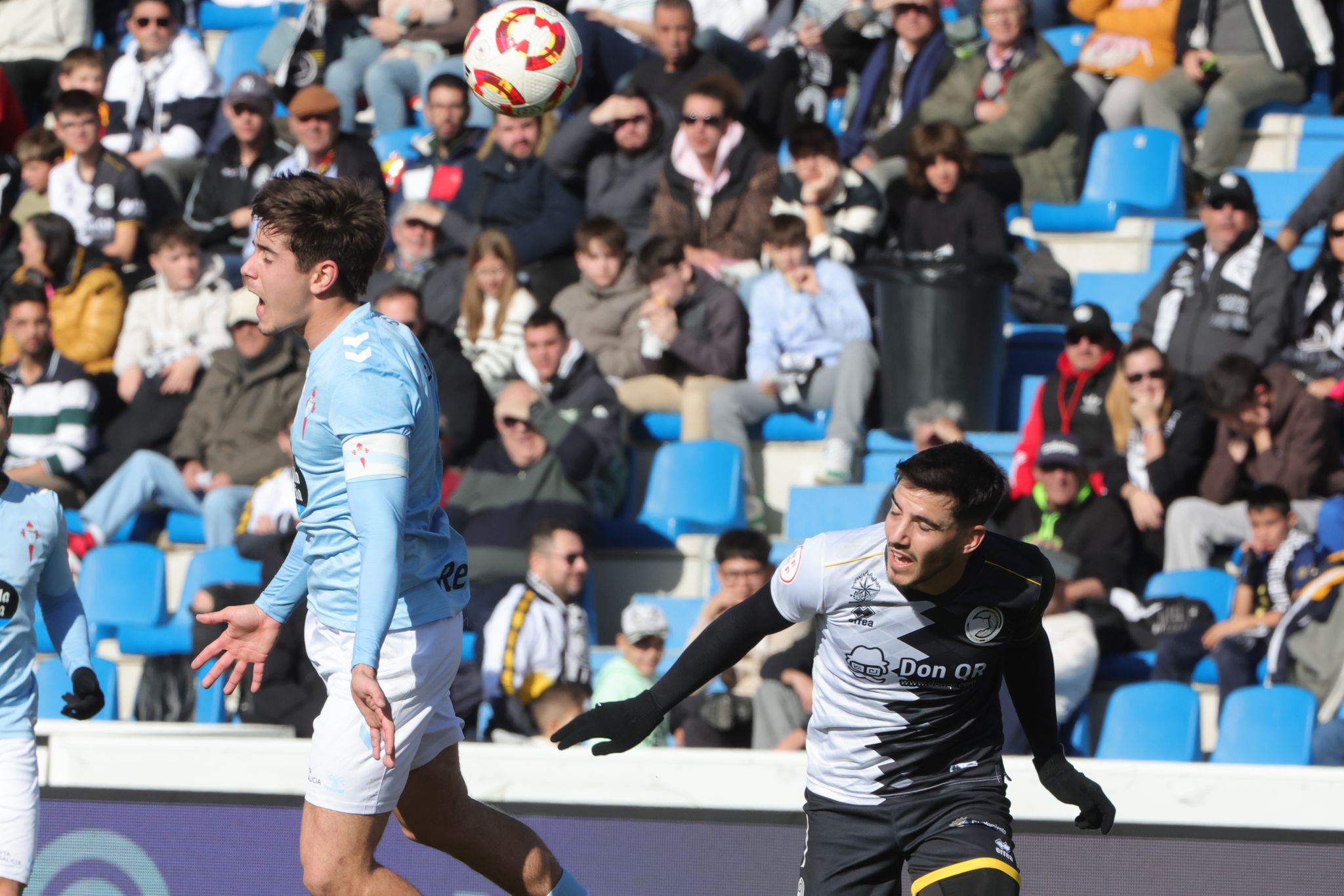 El partido entre el Unionistas y el Celta B, en imágenes