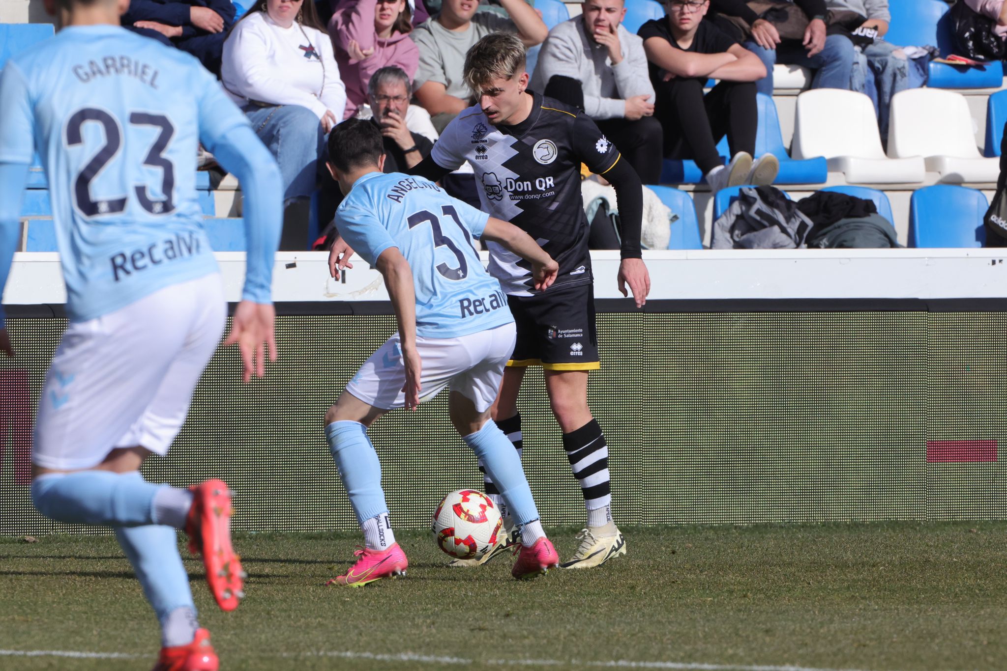 El partido entre el Unionistas y el Celta B, en imágenes