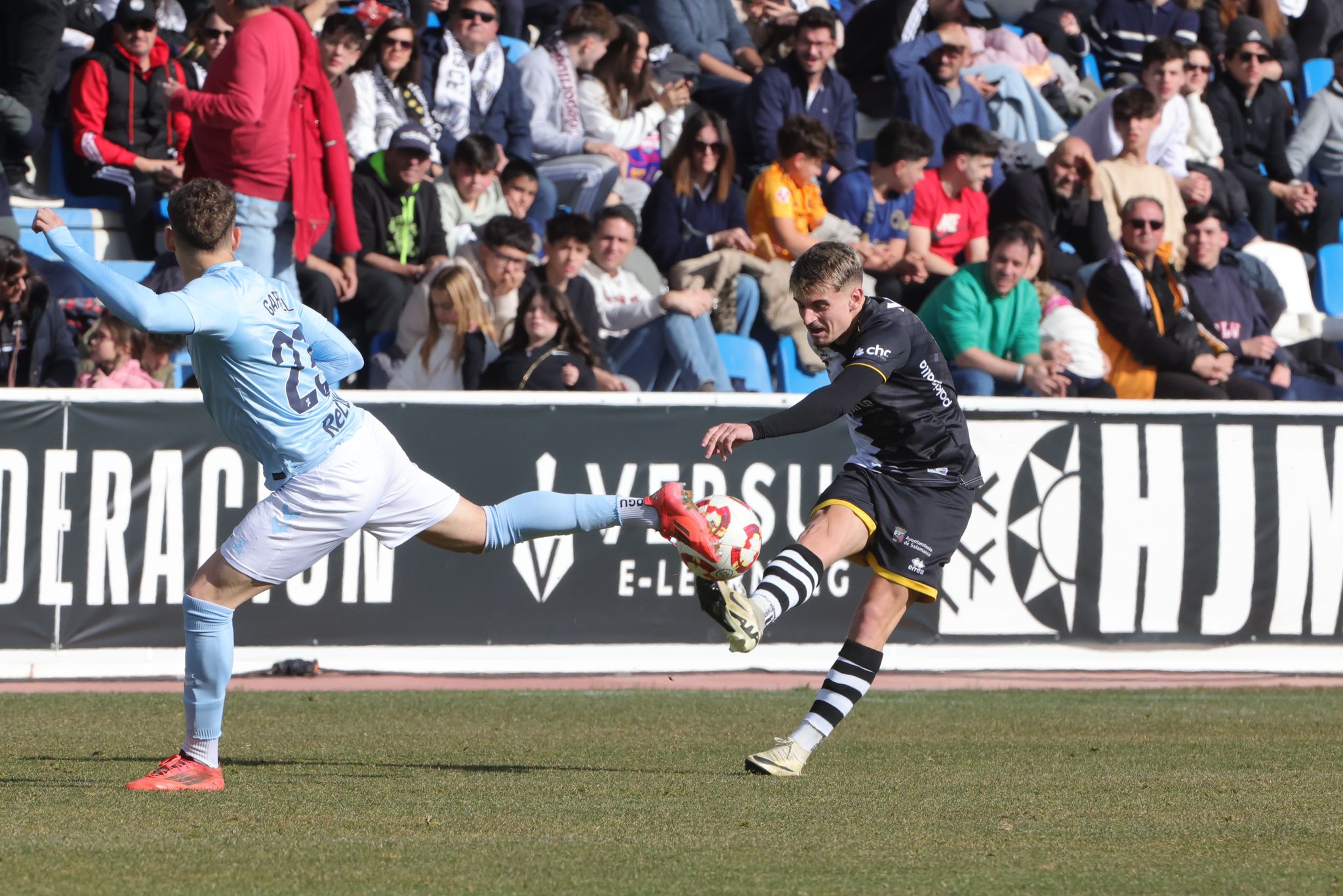 El partido entre el Unionistas y el Celta B, en imágenes