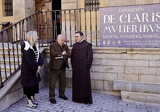 El consejero de Cultura, Turismo y Deporte, Gonzalo Santonja, participa en la clausura la exposición 'De Claris Mulieribus. Santas, Mártires, Sabias...' en Alba de Tormes