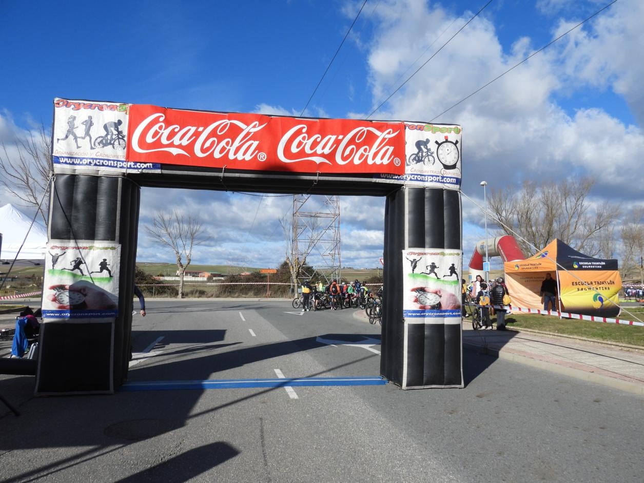 Villamayor abre con éxito la nueva Liga de duatlón