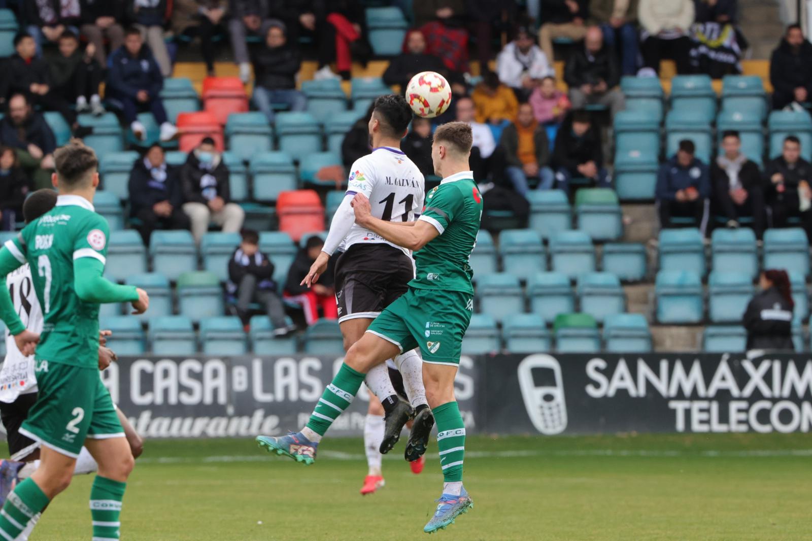 En imágenes, la victoria del Salamanca UDS ante el Coruxo (3-0)