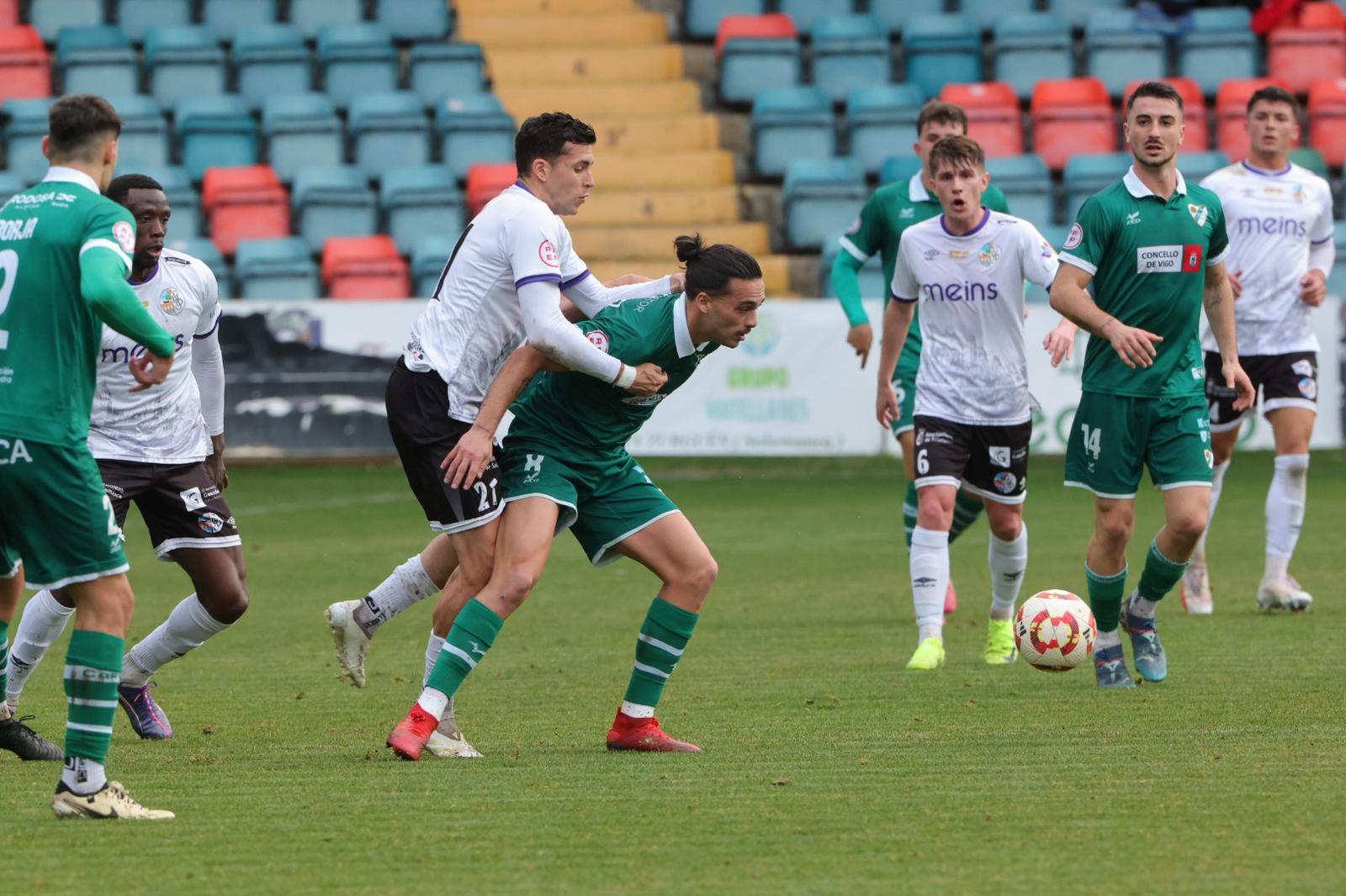 En imágenes, la victoria del Salamanca UDS ante el Coruxo (3-0)