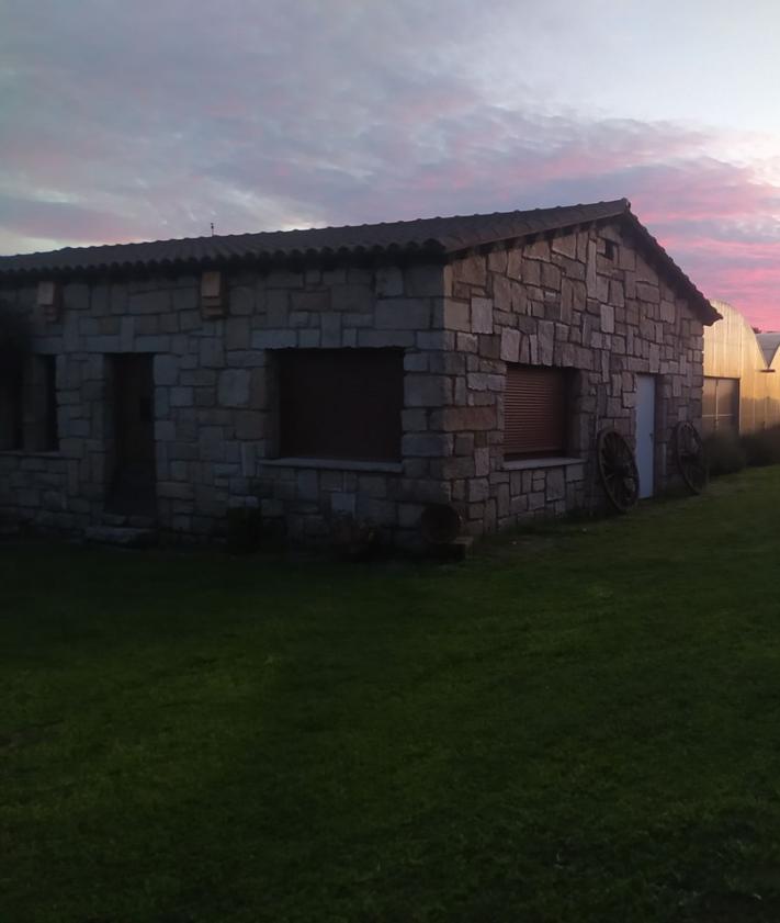 Imagen secundaria 2 - El negocio en venta en un pueblo de Salamanca para criar un pescado de reyes