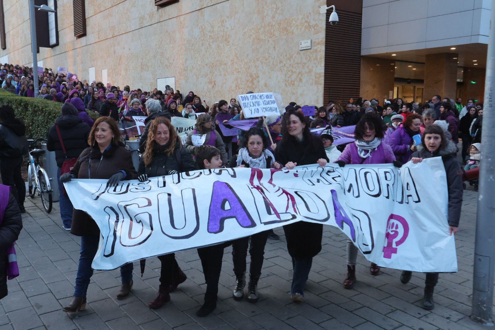 Las imágenes de la manifestación del 8M en Salamanca