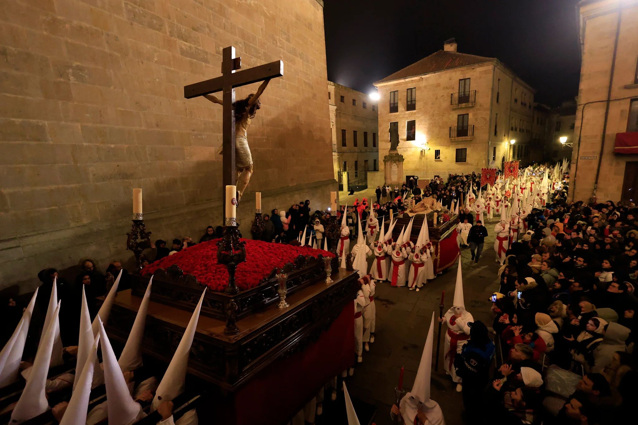 Procesión en la Semana Santa 2024 en Salamanca