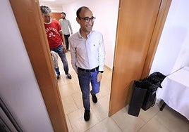 David Serrada en la sede del PSOE de Salamanca