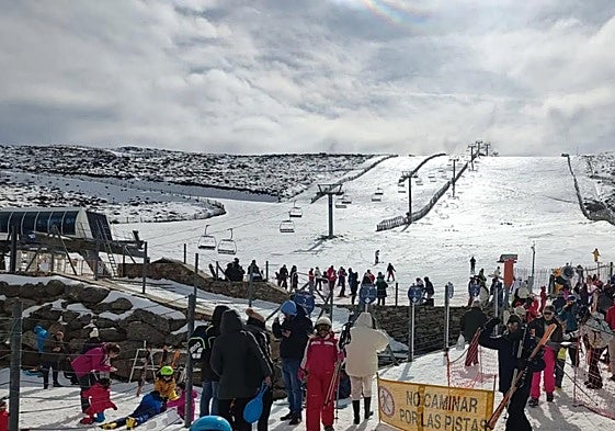 Pistas de la estación de esquí de La Covatilla.