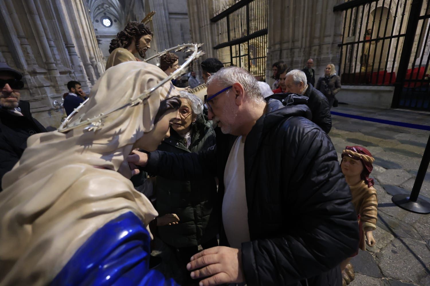 «Sentir con las manos», una jornada para acercar la Semana Santa a través del tacto