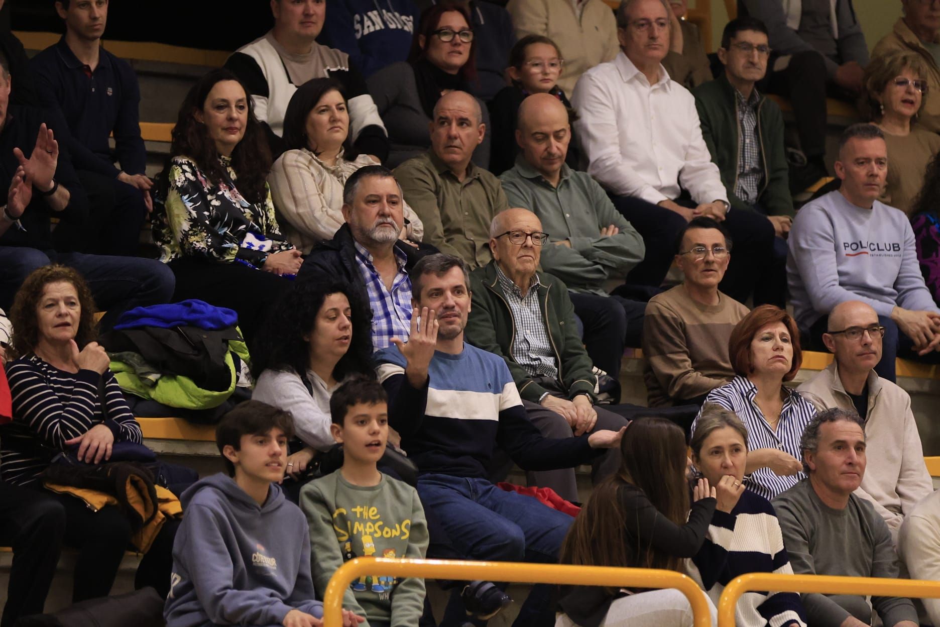 En imágenes la derrota de Avenida Xoborg ante el Peixe Galego