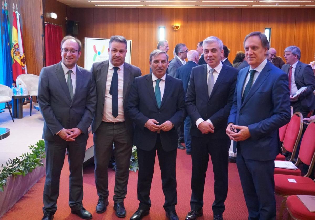 Carbayo defiende en Guarda el desarrollo del Corredor Atlántico: «Es de extrema necesidad»