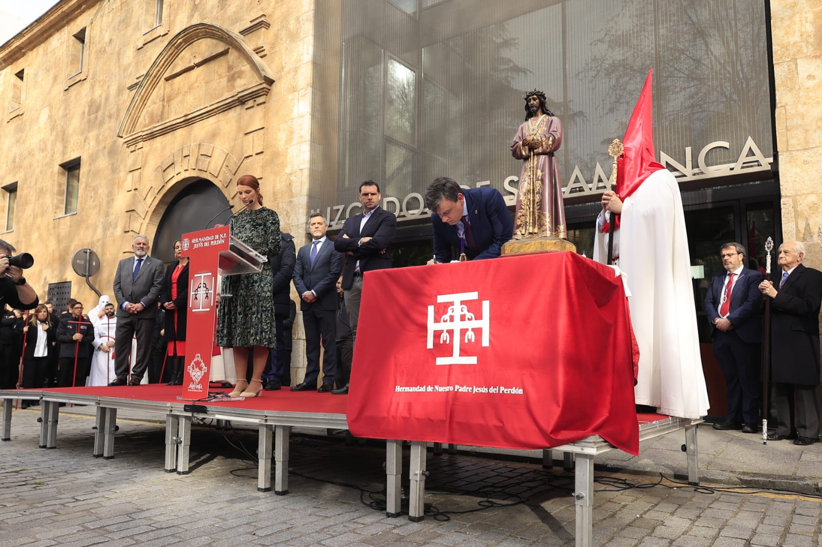 El nuevo paso de Jesús del Perdón se estrena sin indulto