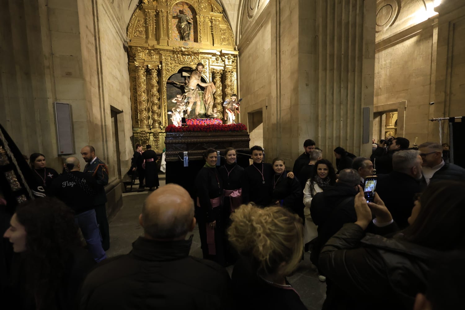 Jesús Flagelado recorre una Salamanca aterida por el frío