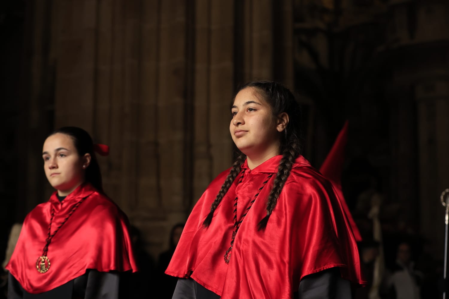 La lluvia respeta el Jueves Santo de Salamanca con el Vía Crucis desde la Catedral