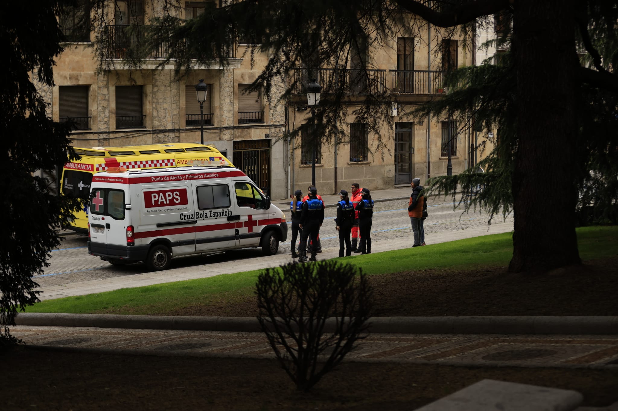 La Hermandad Dominicana recorre Salamanca bajo una madrugada serena