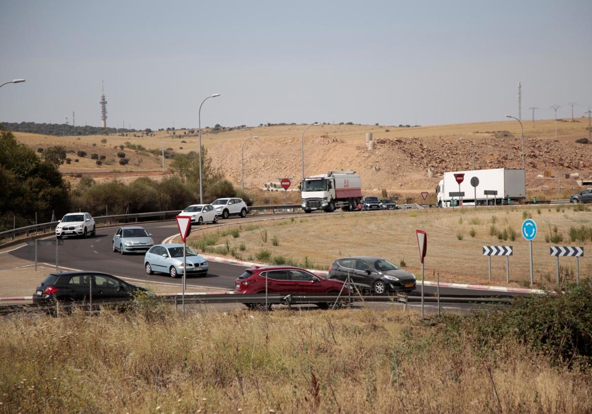 Operación Semana Santa: cerrada al tráfico una de las avenidas de Salamanca más concurridas