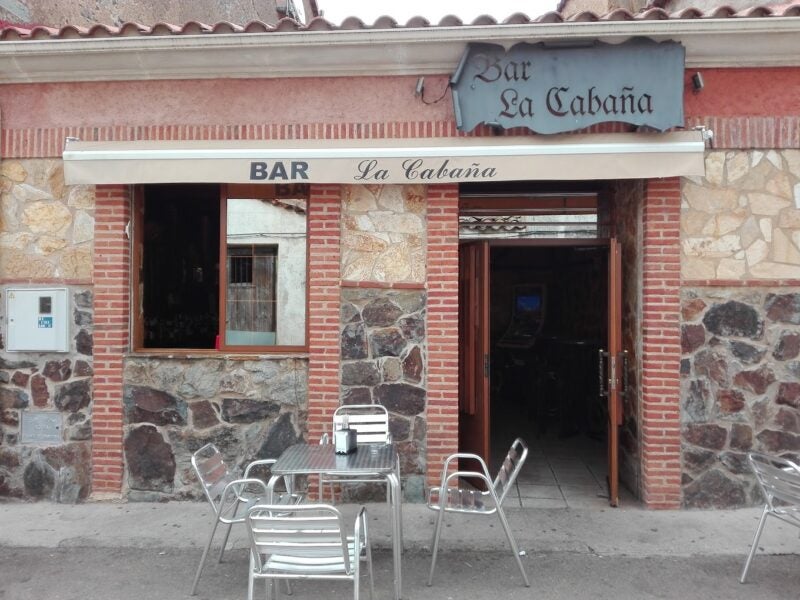 El céntrico bar en venta en un pueblo de Salamanca que es referencia en la sierra
