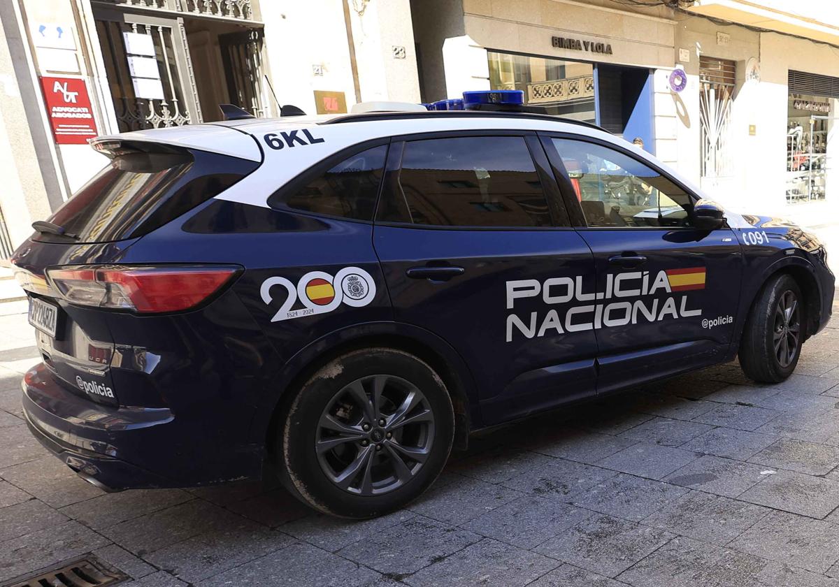 Coche de Policía Nacional