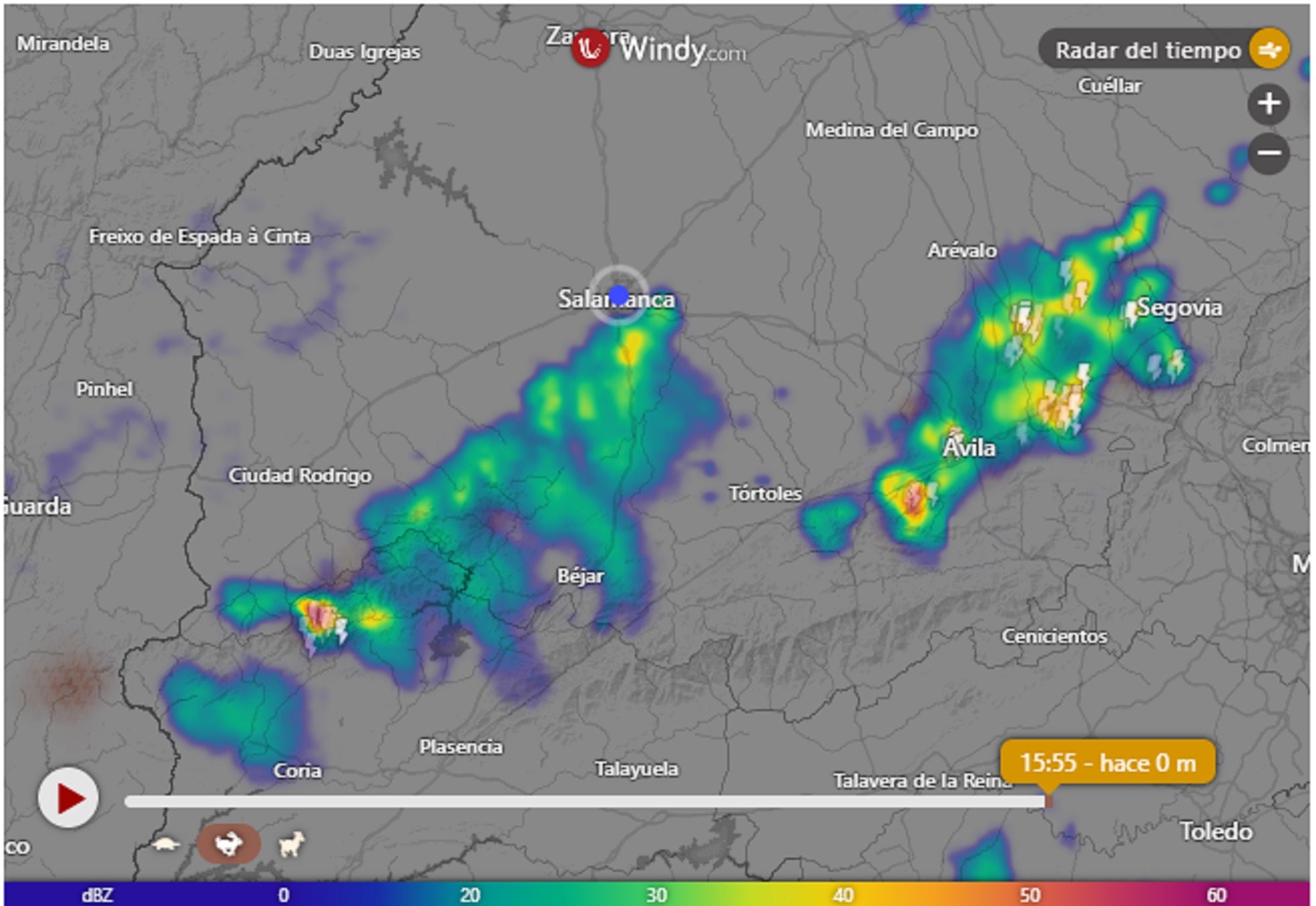 Tormentas en las inmediaciones de Salamanca y su provincia a mediodía de este viernes.
