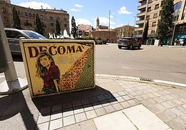 El taller y los murales de Tim Decoma