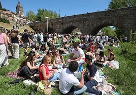 Las imágenes de un Lunes de Aguas para el recuerdo con un apagón nacional