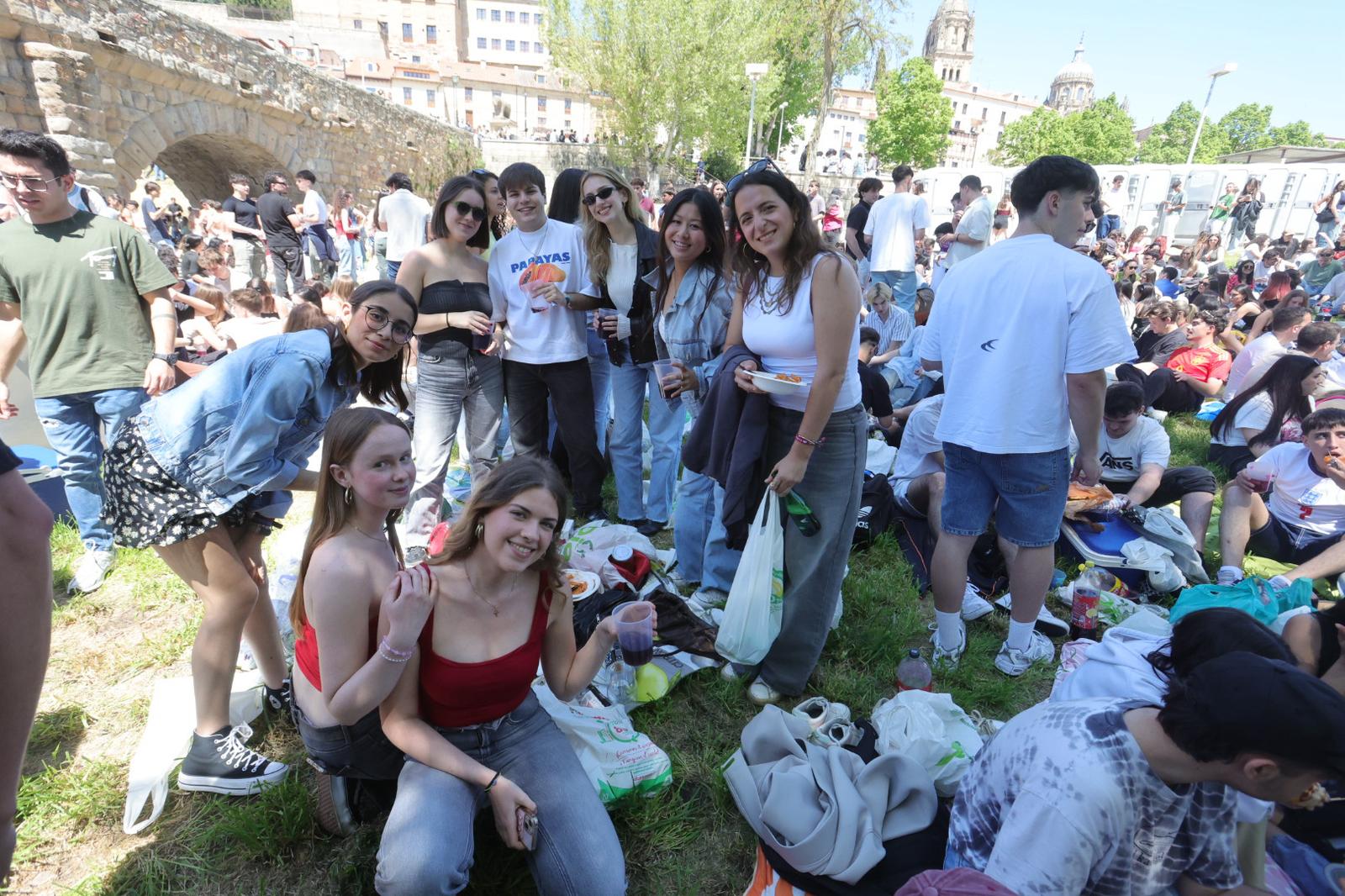 Las imágenes de un Lunes de Aguas para el recuerdo con un apagón nacional