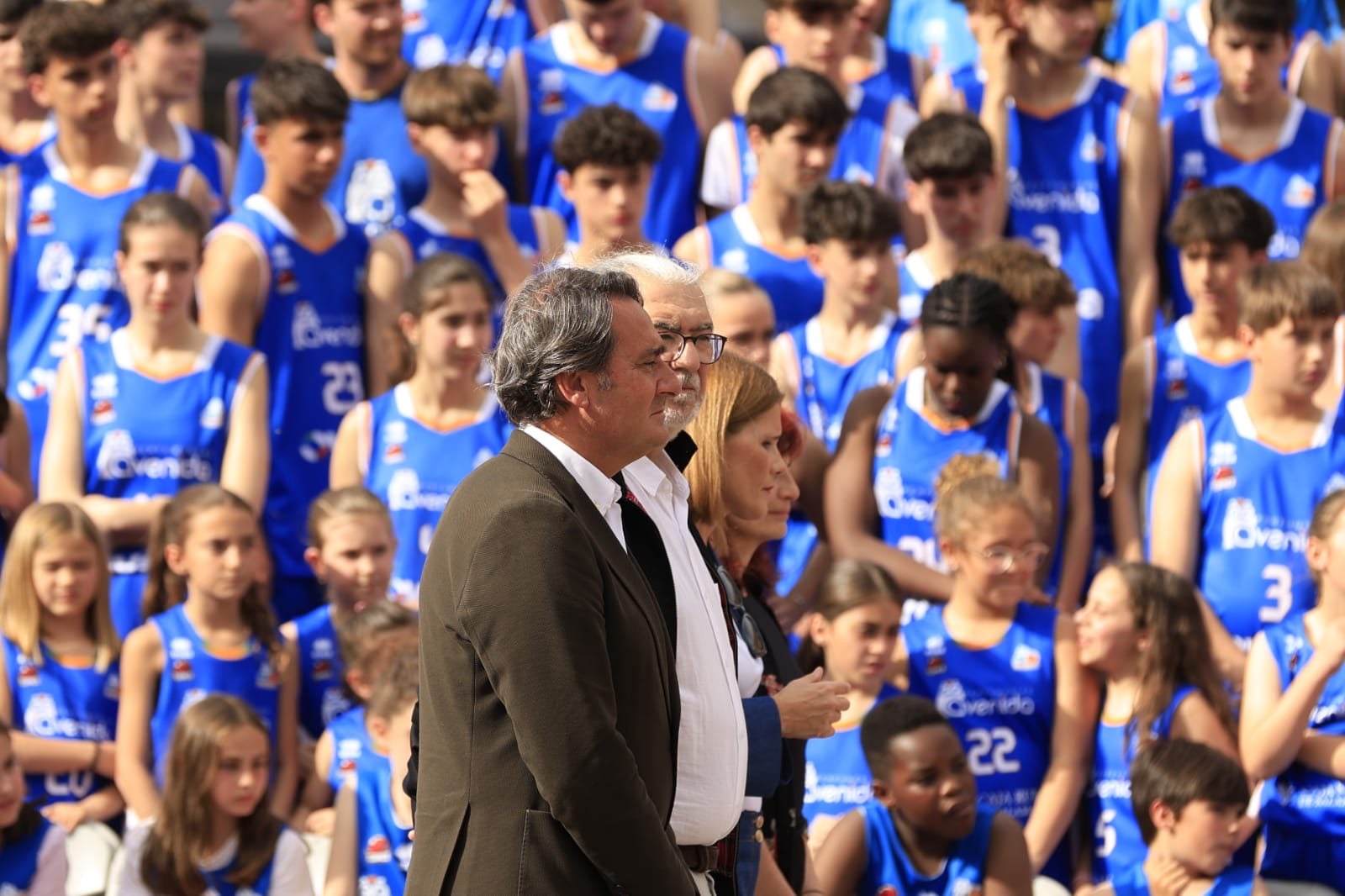 Presentación de todos los equipos del Perfumerías Avenida