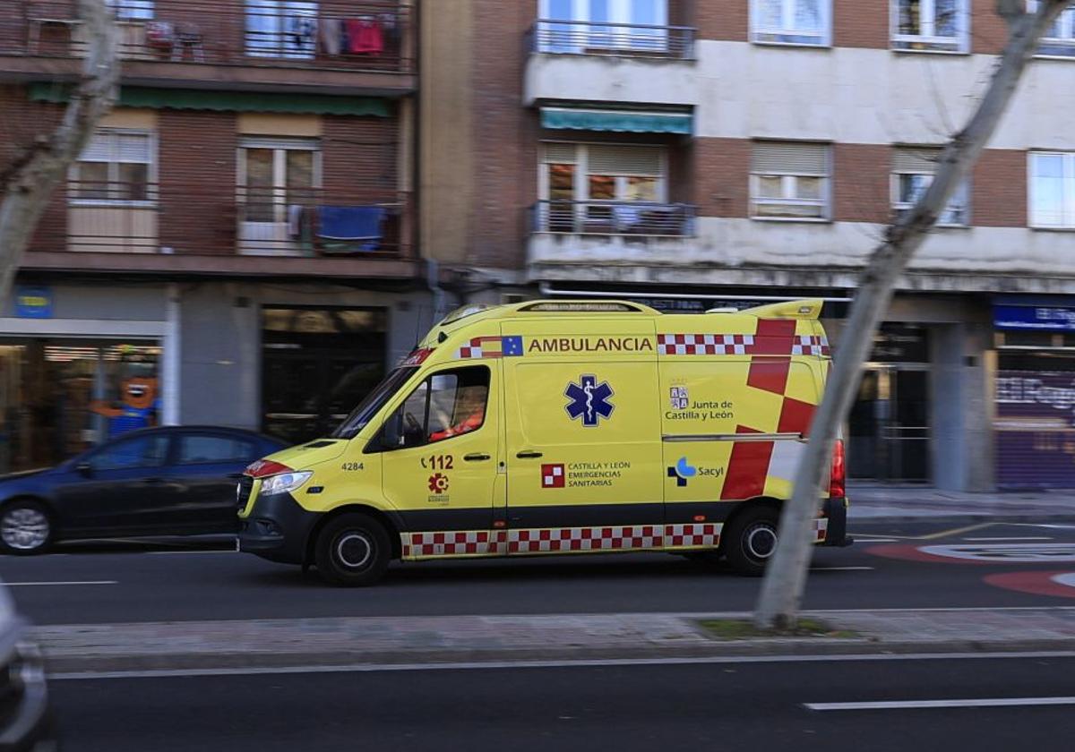 Al hospital una menor en Salamanca tras una colisión entre un patinete y un turismo