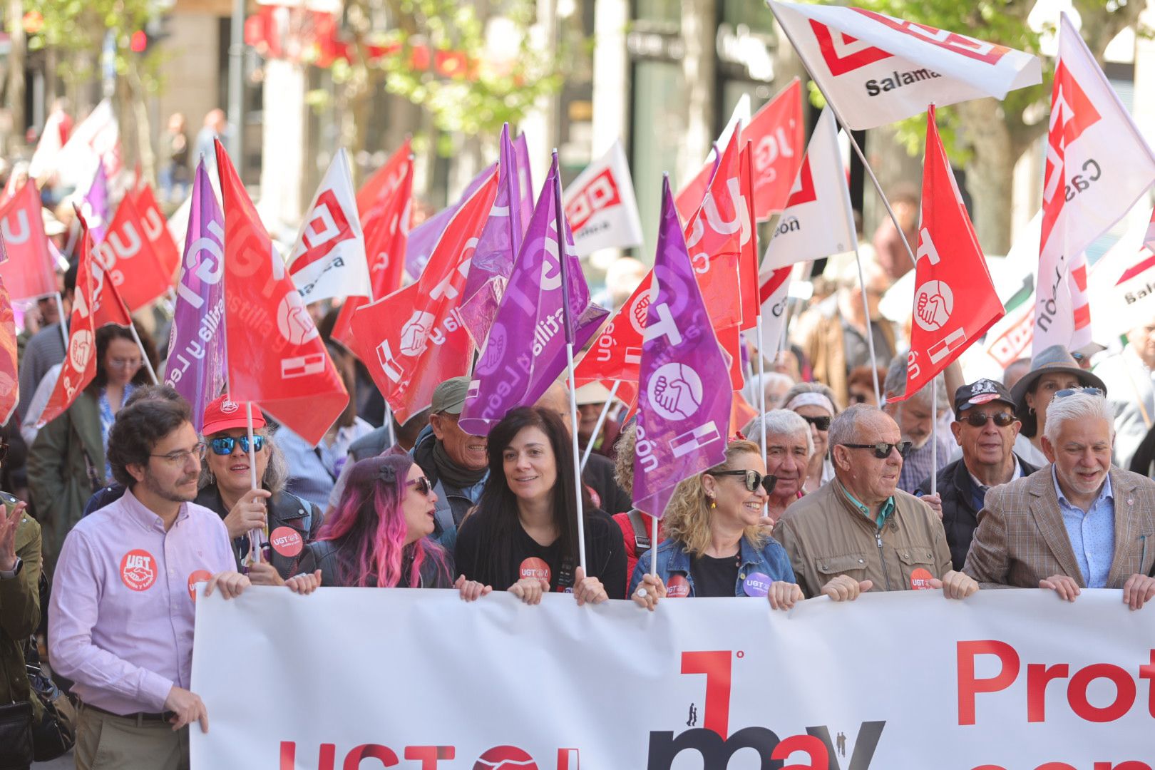 2.500 personas claman en Salamanca por los derechos de los trabajadores