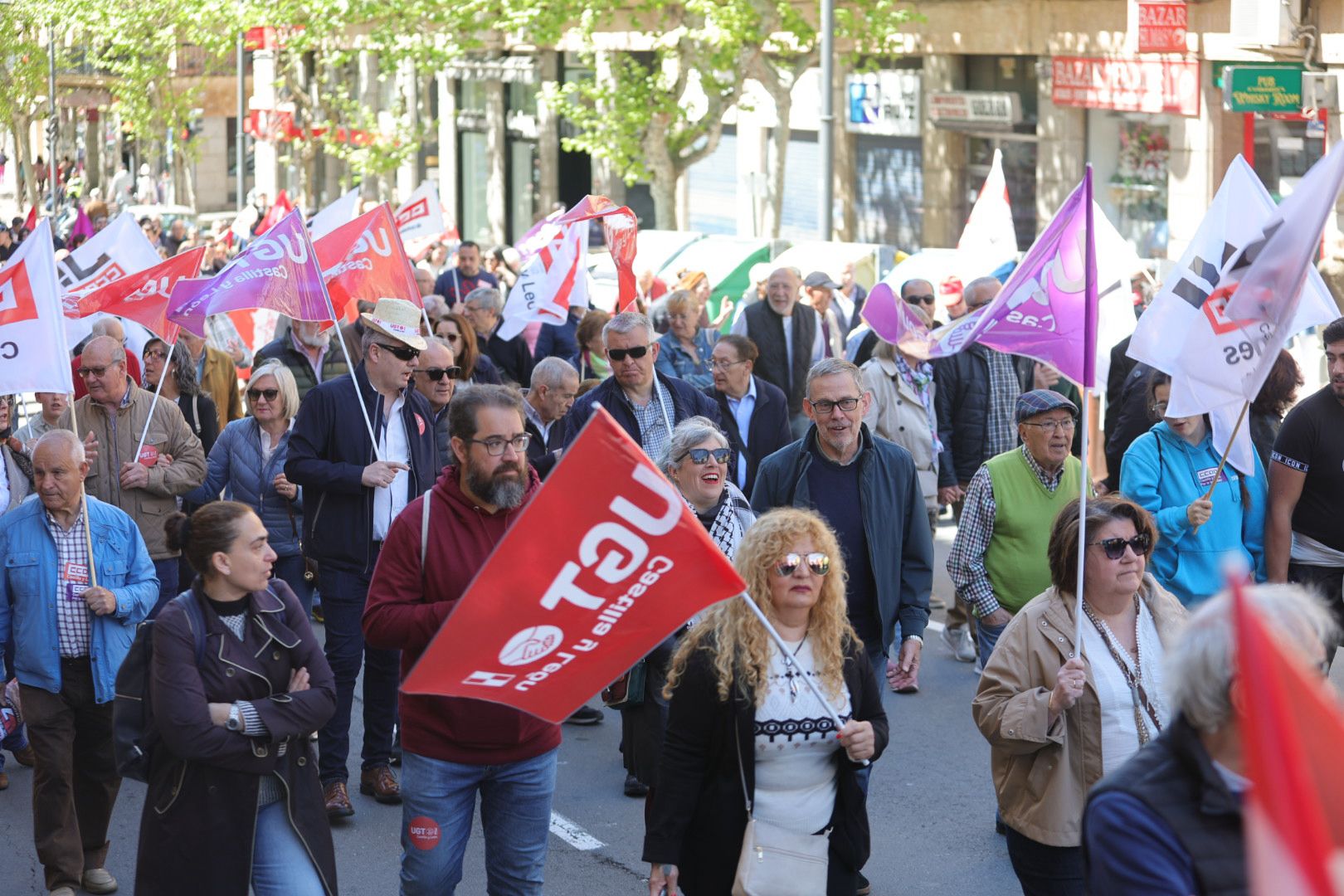 2.500 personas claman en Salamanca por los derechos de los trabajadores