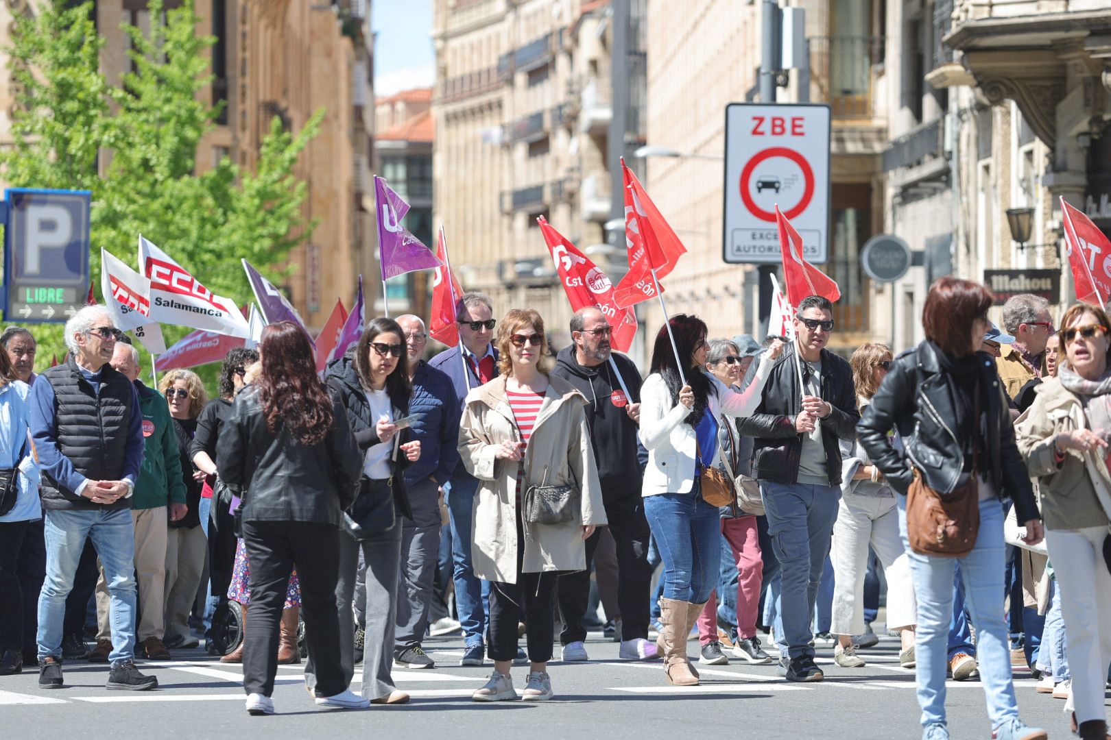 2.500 personas claman en Salamanca por los derechos de los trabajadores