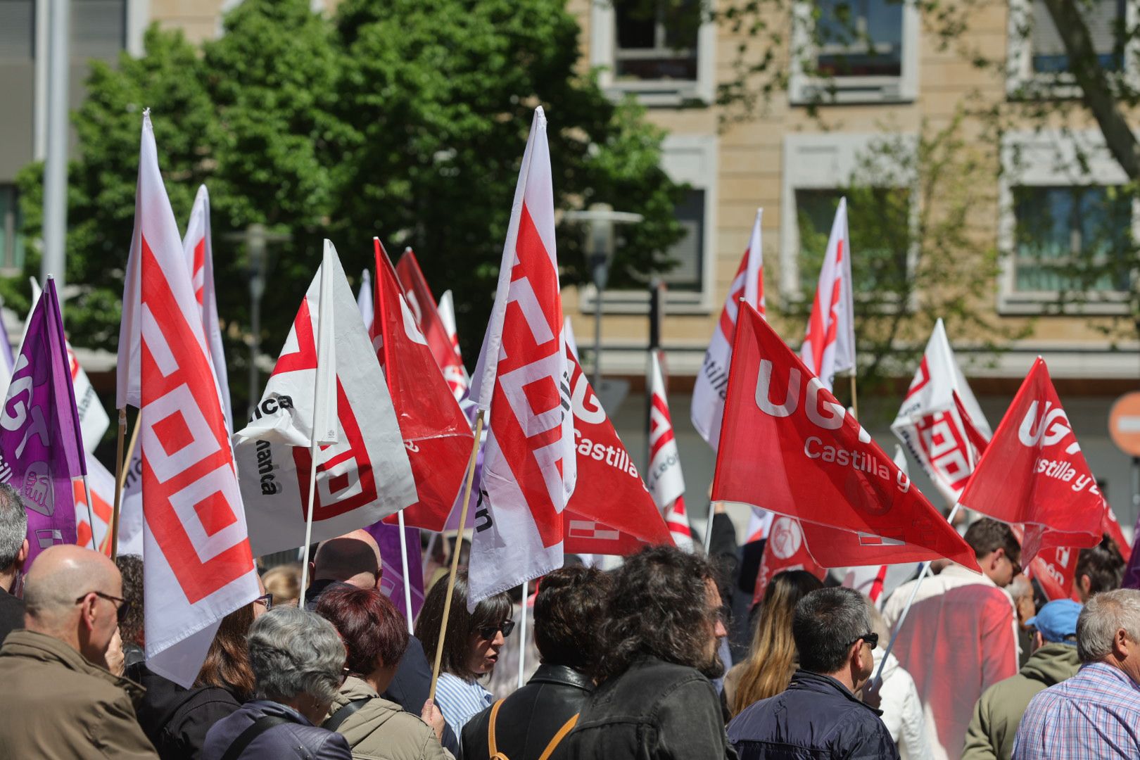 2.500 personas claman en Salamanca por los derechos de los trabajadores