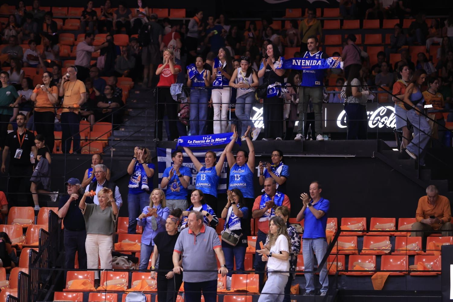 En imágenes la derrota de Perfumerías Avenida frente a Valencia Basket