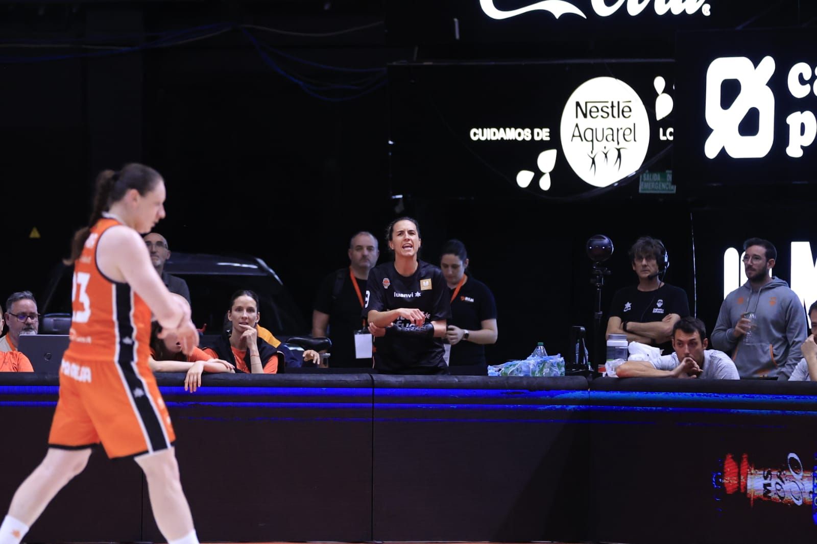 En imágenes la derrota de Perfumerías Avenida frente a Valencia Basket