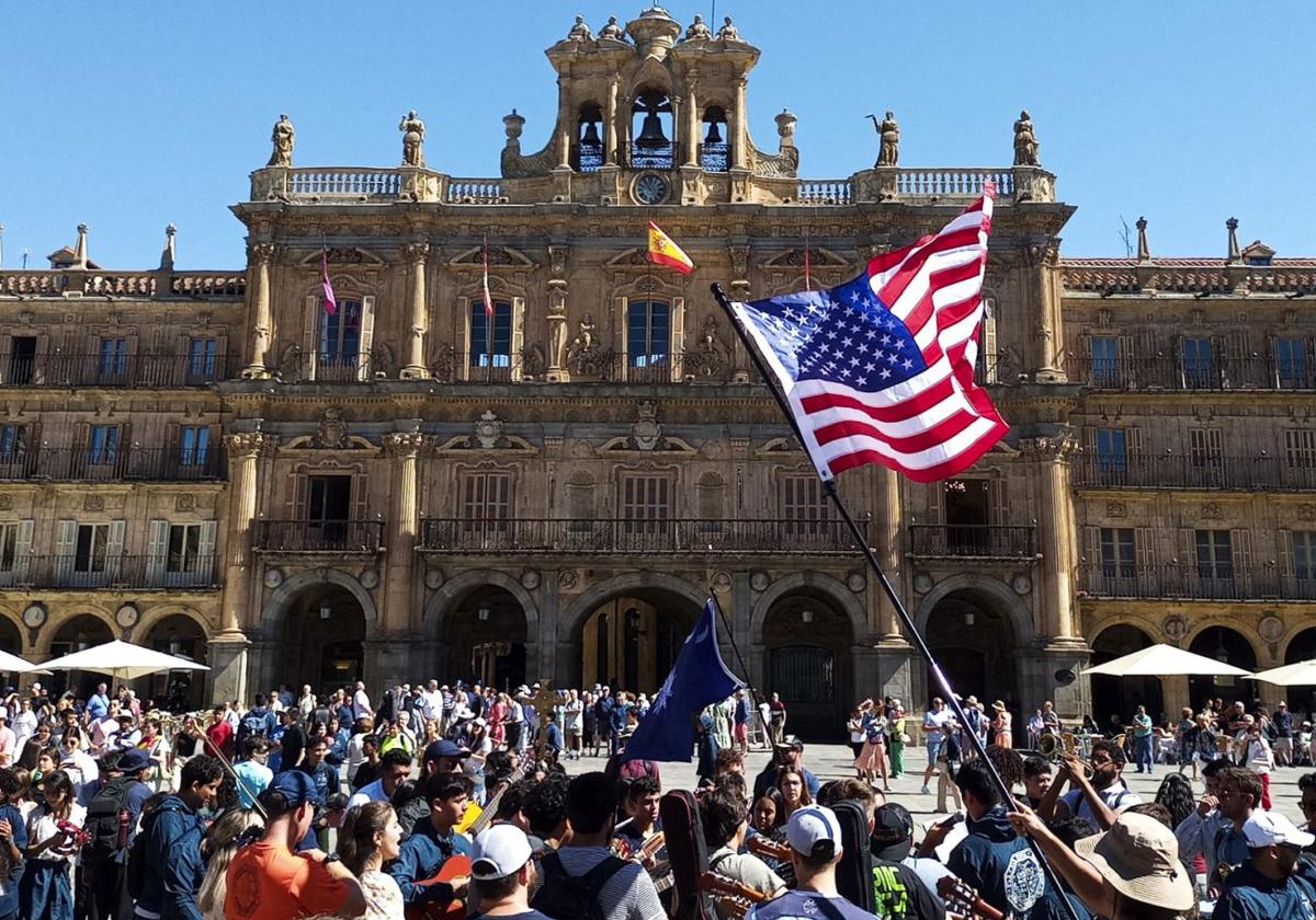 Colombianos y peruanos ya son los extranjeros con más presencia en Salamanca