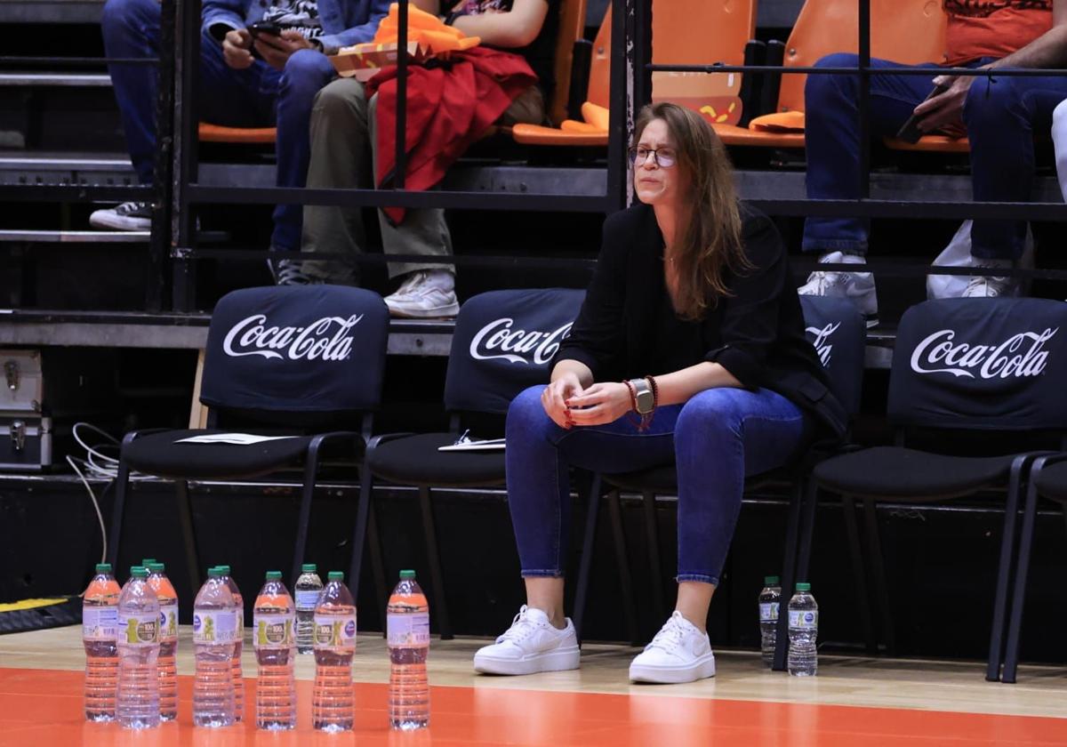 Avenida, pasado, presente y futuro, en voz de Montañana: «Quiero un equipo humilde»