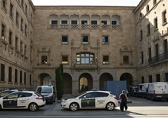 El salón de actos de la Delegación de Economía y Hacienda en Salamanca, en la plaza de la Constitución, acogerá la subasta.